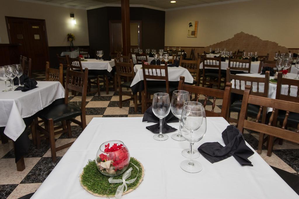 Hotel La Barca Pedro Munoz Luaran gambar