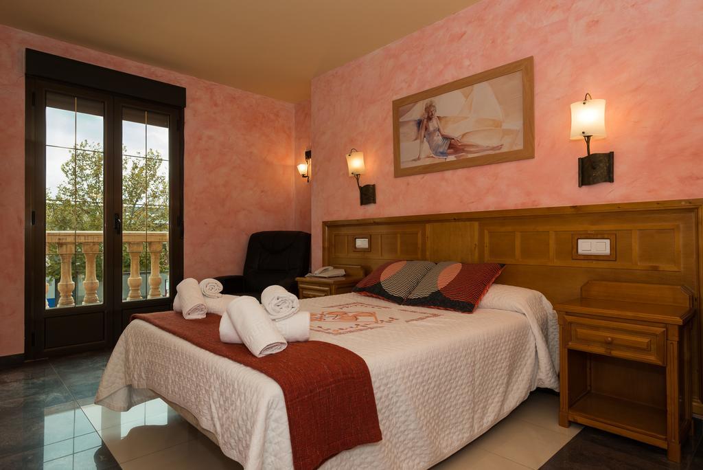 Hotel La Barca Pedro Munoz Luaran gambar
